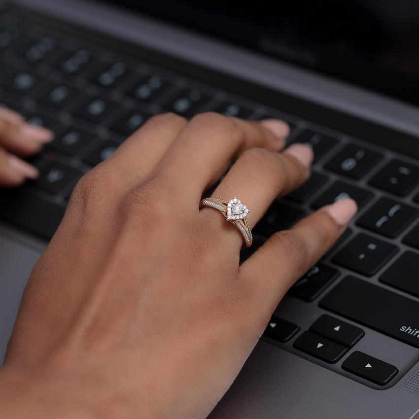 Ilda Miracle Plate Heart Diamond Ring - Image 2