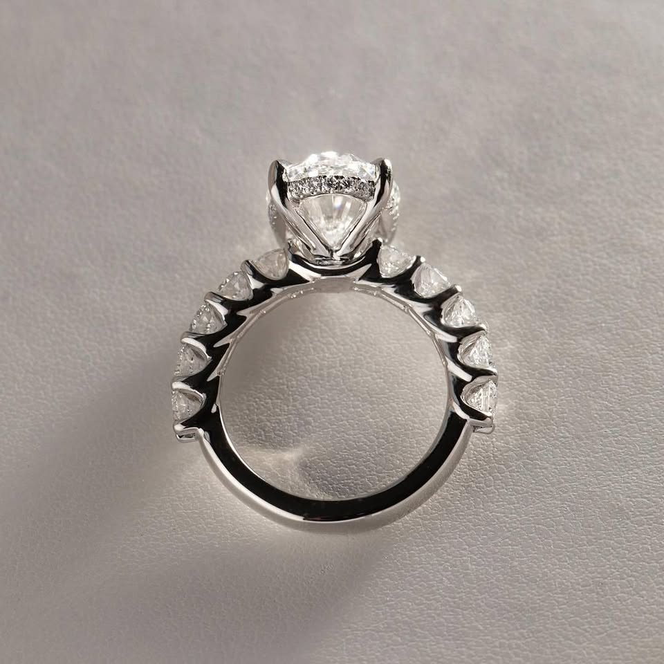 Oval cut Engagement ring - Image 3